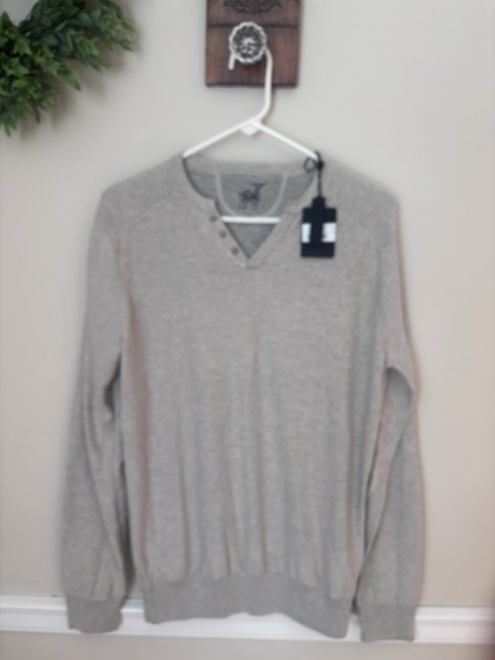 NWT Raffi Mens Size Medium Reversible Henley Sweater Oatmeal Long Sleeve Cotton